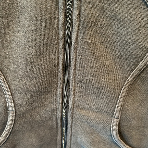 Lululemon Scuba Hoodie - Olive Green - Picture 3 of 7